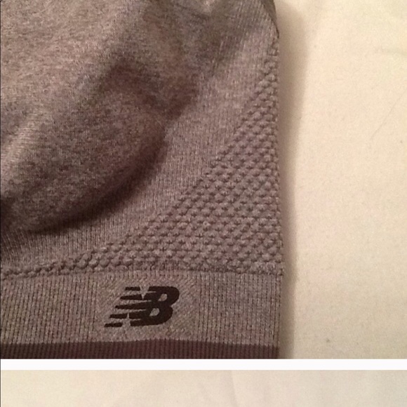 New Balance Sports Bra - Picture 3 of 3